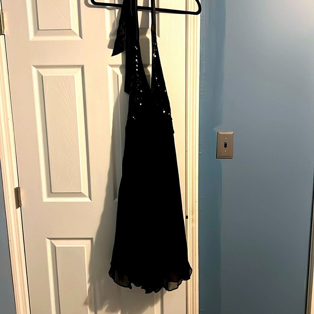 Beautiful sequin halter top flowy dress. Size 4.